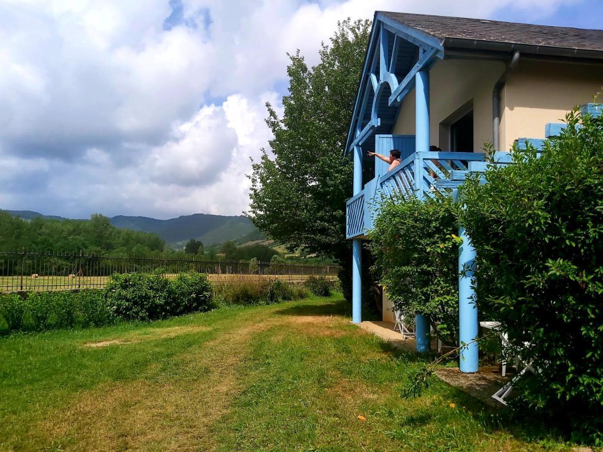 Domaine Du Roc Nantais Hotel Exterior foto